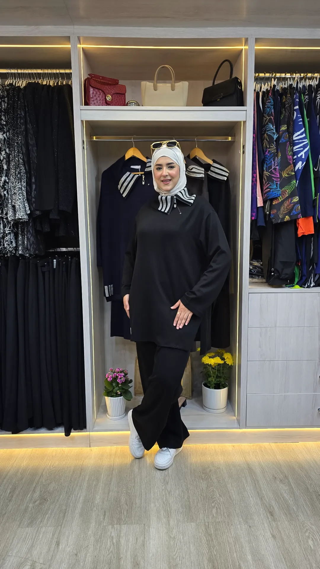 Two-piece sports set (BLACK, 38)