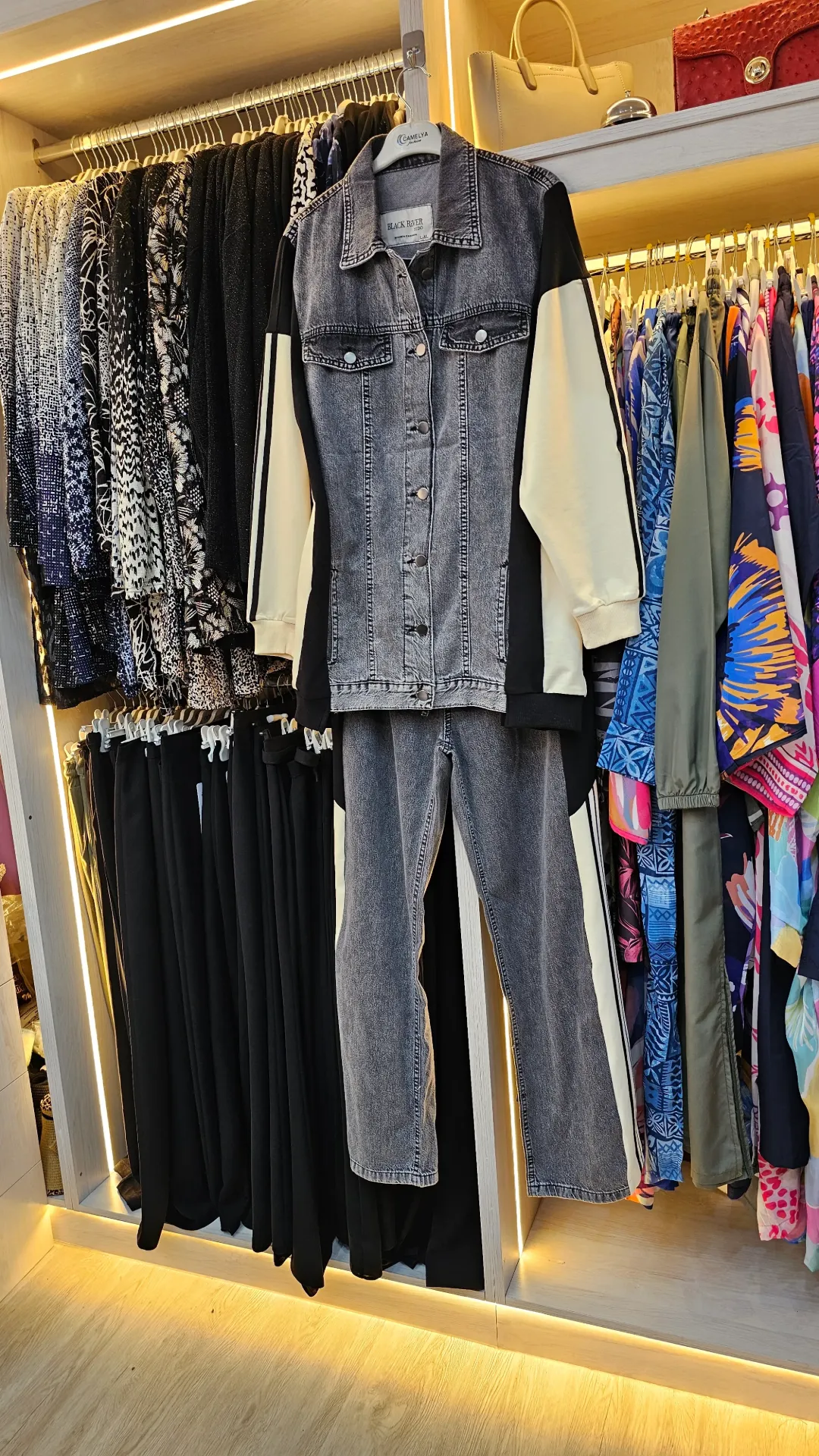 Two-piece set in cotton and jeans blend