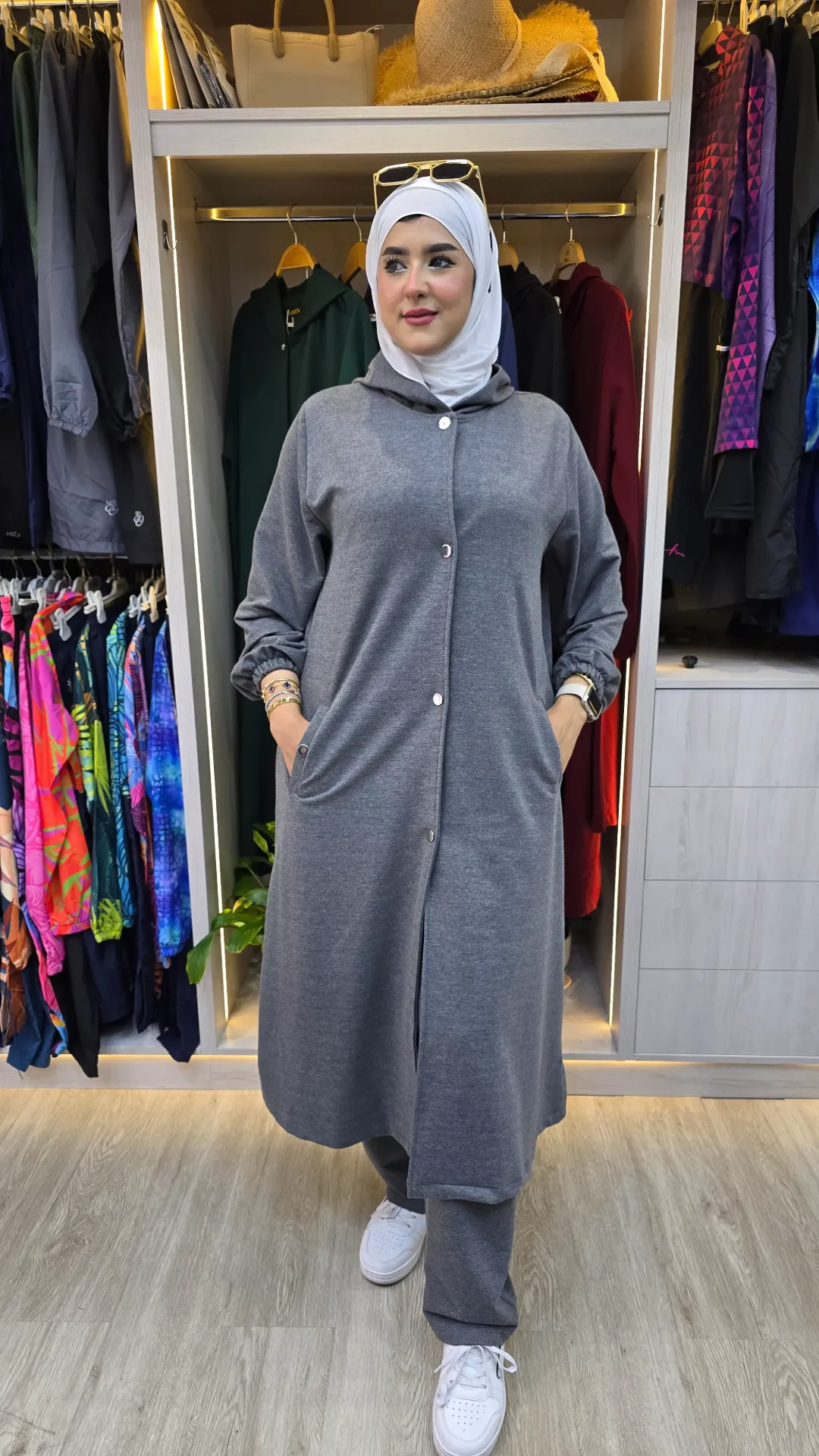 Going out set with a long top below the knee (GRAY, 1)