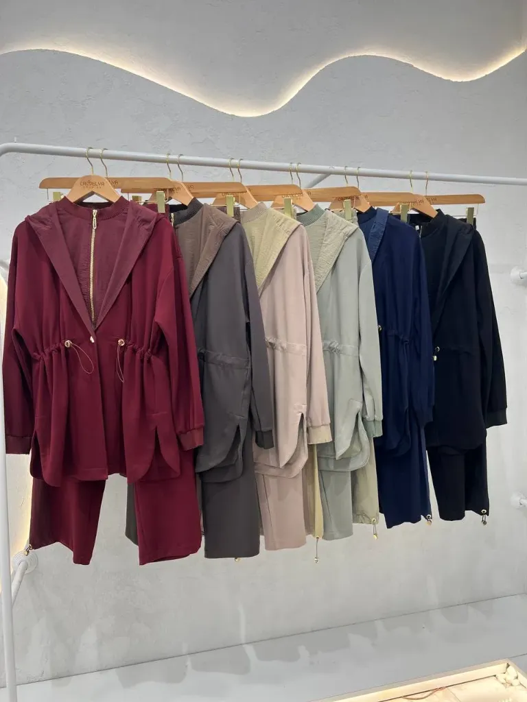 Two-piece chinos set