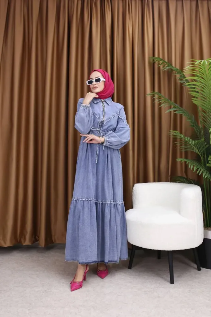 Denim dress with decorative threads (38)