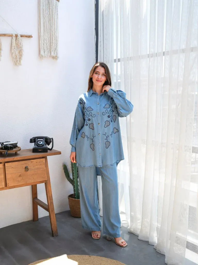 Embroidered tansal jeans set