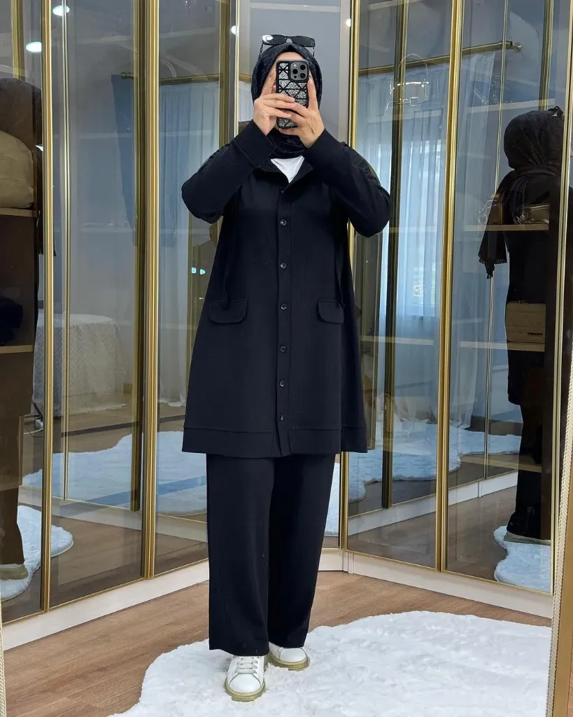 طقم قطني بلوزة بأزرار وبنطال (أسود)