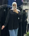 قميص سادة بربطة على الرقبة