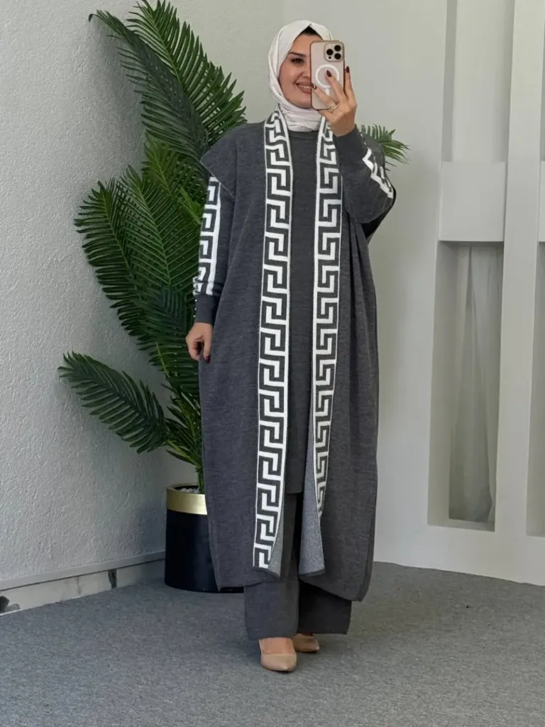 طقم تريكو من ثلاث قطع (رمادي)