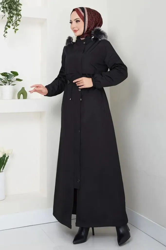 Winter coat with zipper and adjustable waist