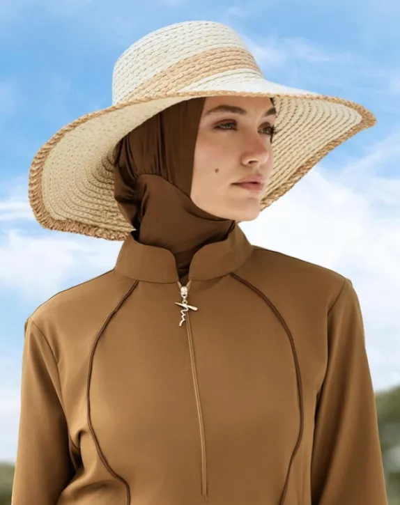 Turkish straw hat with black embroidery