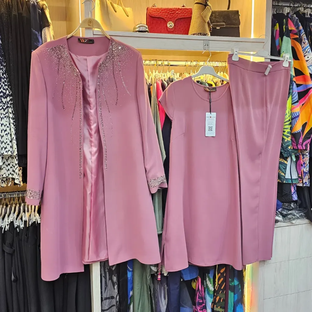 3-piece set for occasions - elegant pink color