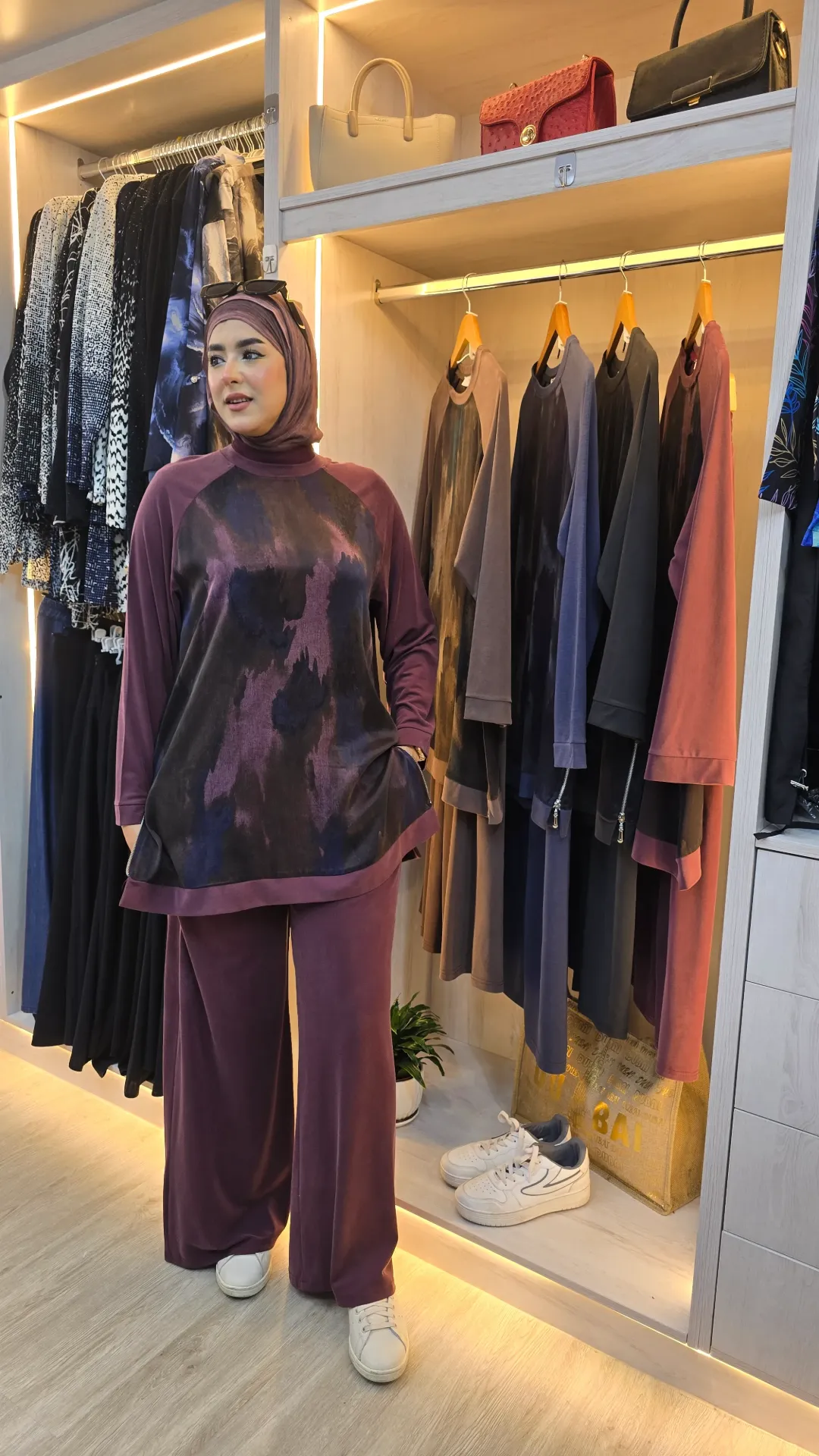 طقم كوبرا مدمج (ماروني, 38)