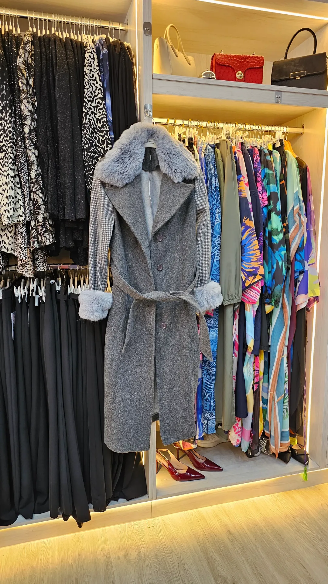 Winter trenchcoat (GRAY, 38)