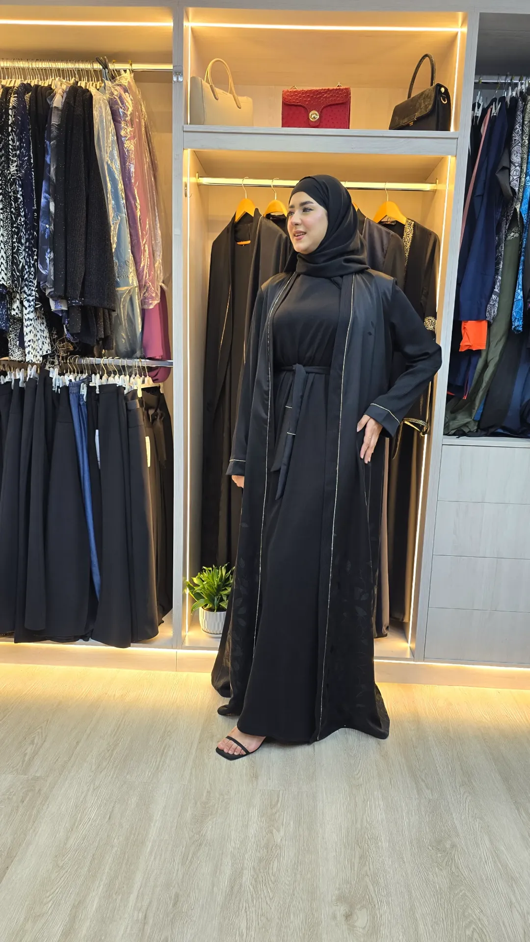 "WAHAT AL ZAIN" Royal Luxury Abaya