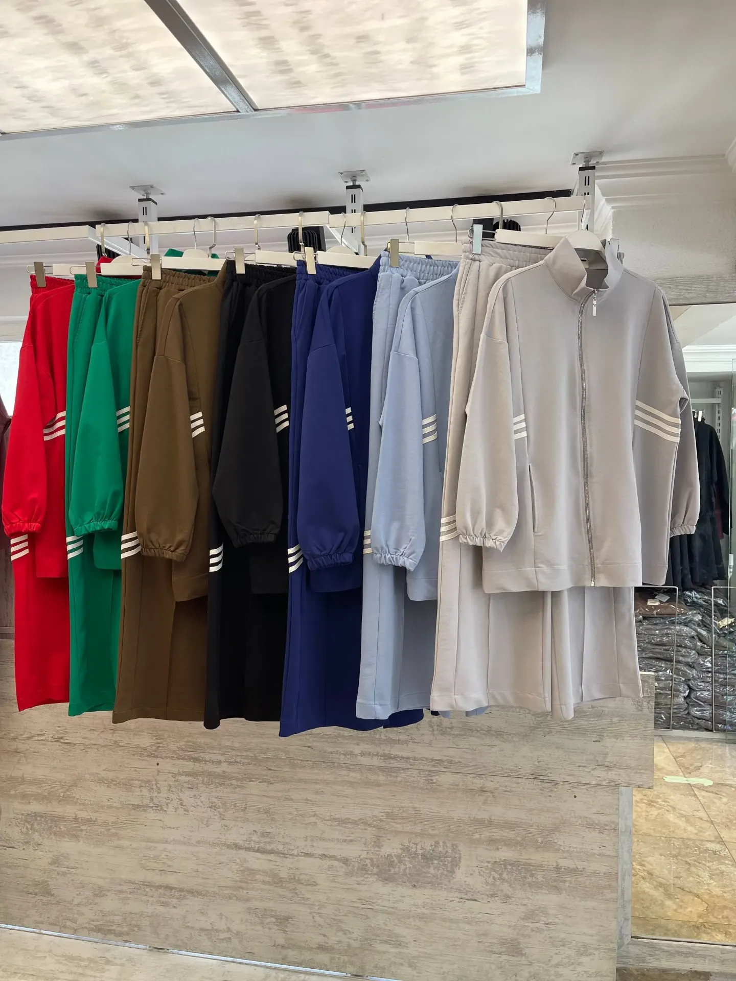 Practical two-piece cotton tracksuit