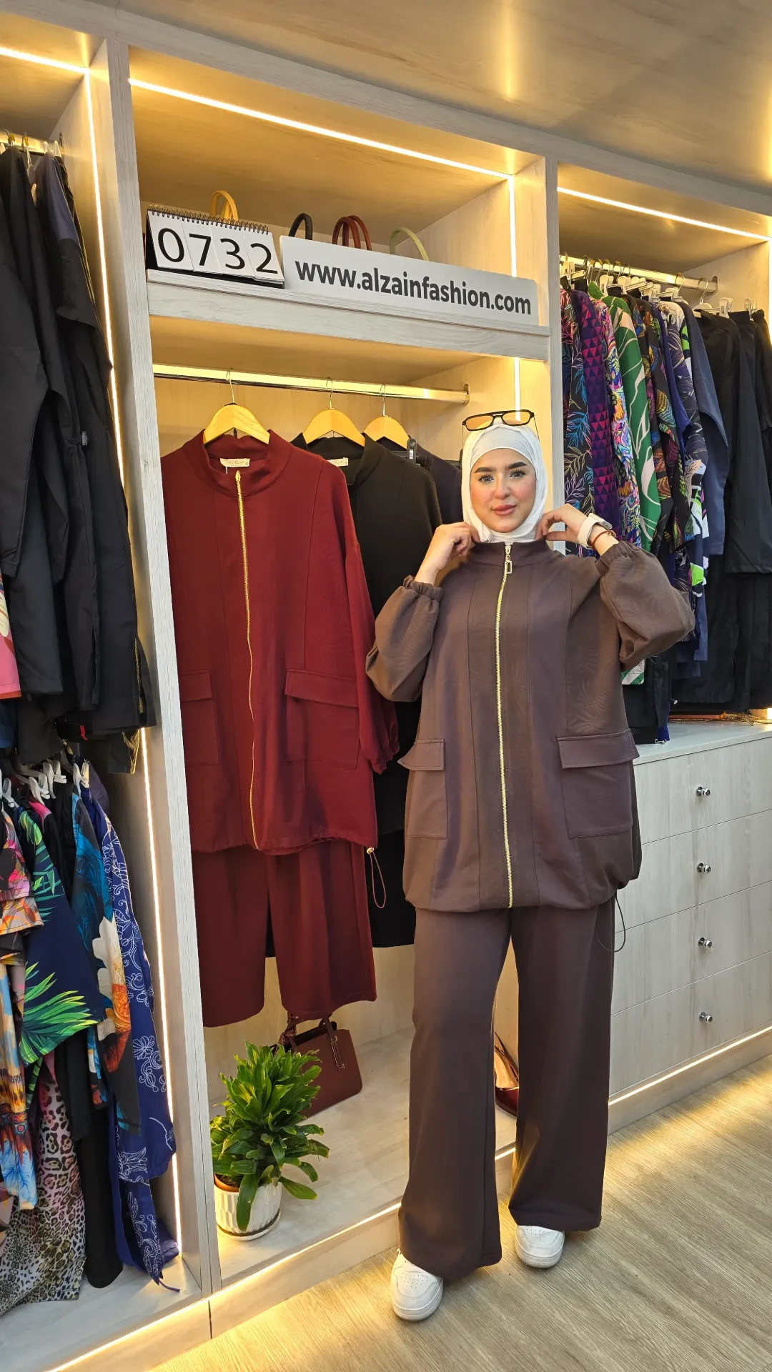 طقم قطن من قطعتين بسحاب ذهبي (ماروني, 46)