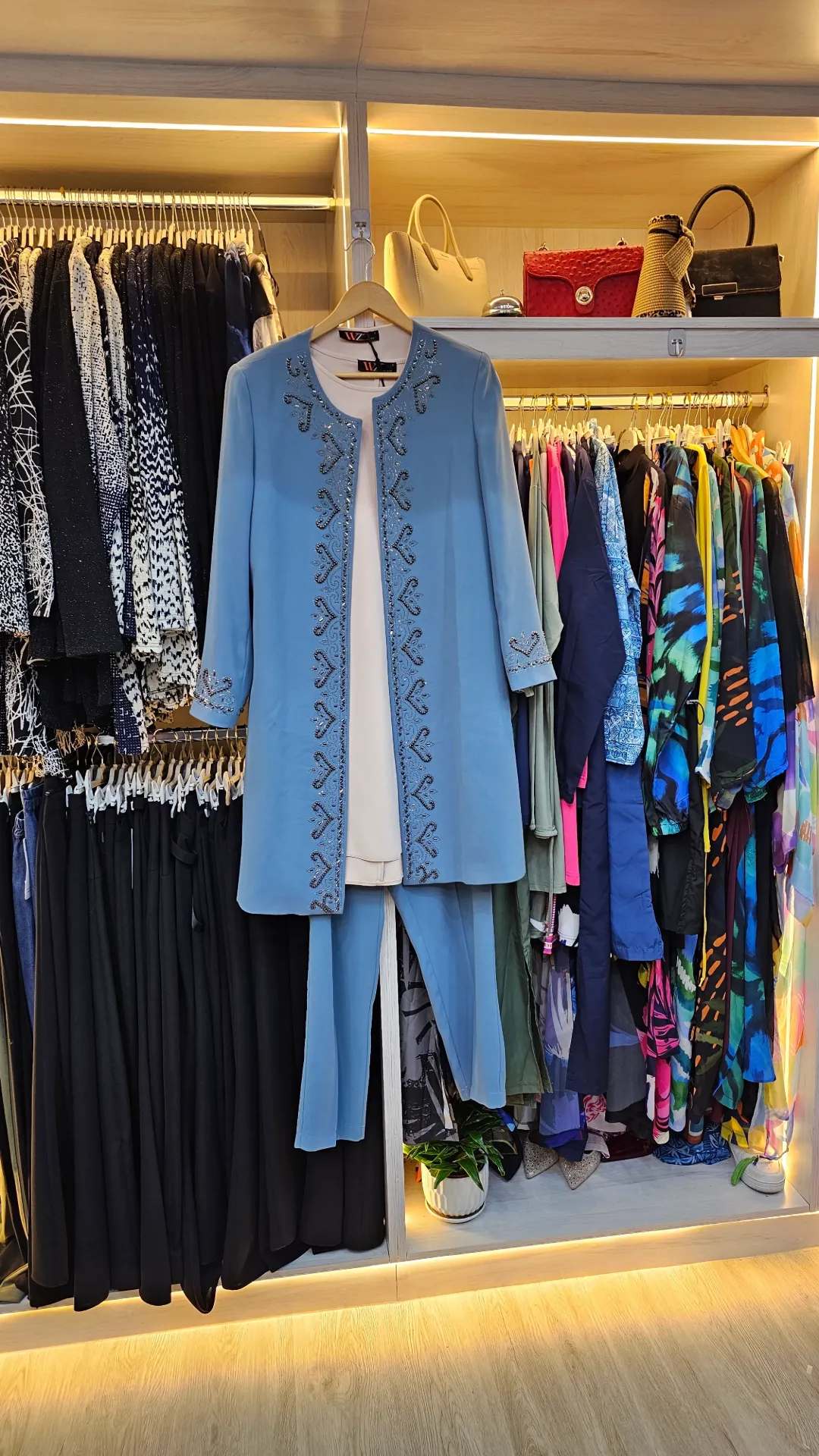 طقم 3 قطع رسمي – كحلي وتركاوازي